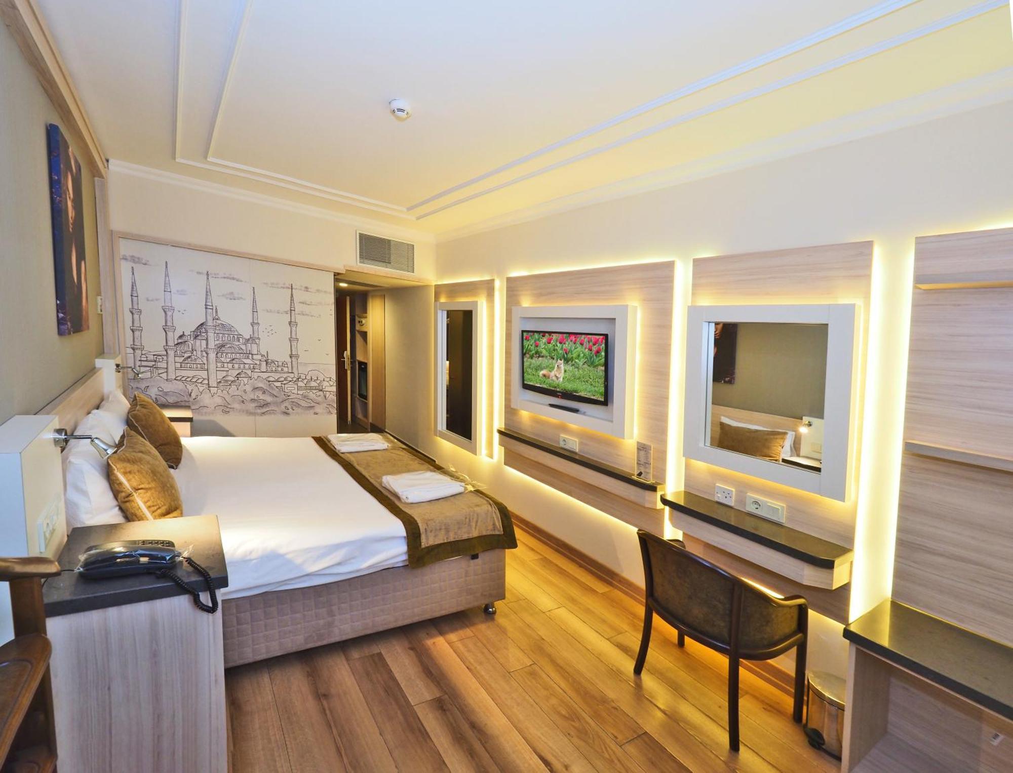 บุลวาร์ ปาลาส โอลด์ซิตี้ Hotel อิสตันบูล ภายนอก รูปภาพ