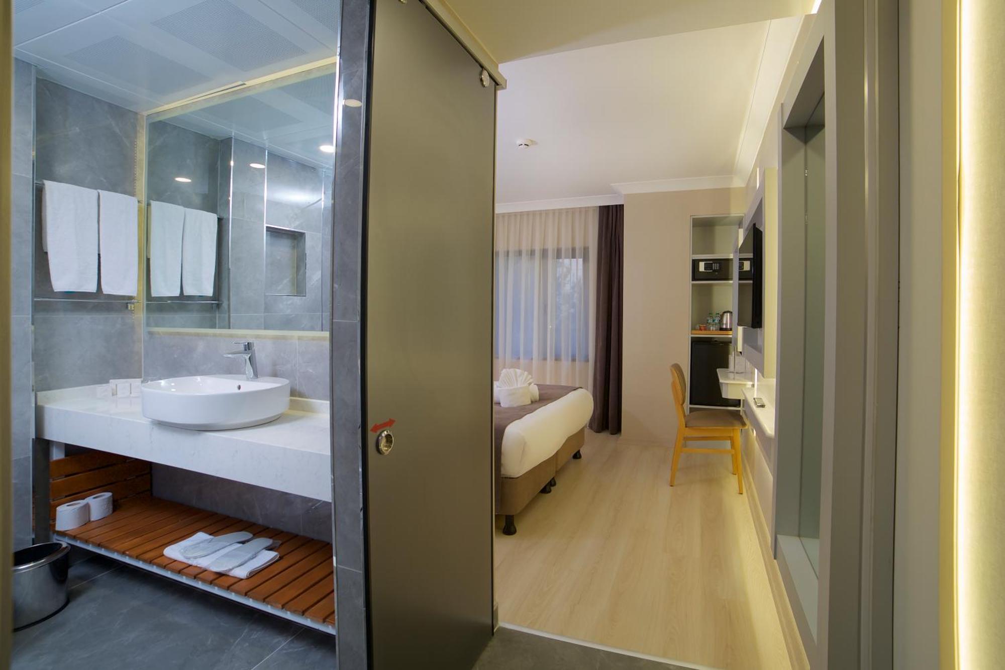 บุลวาร์ ปาลาส โอลด์ซิตี้ Hotel อิสตันบูล ภายนอก รูปภาพ